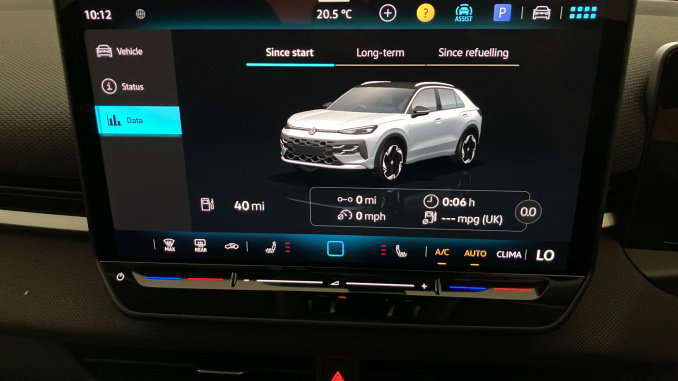 Volkswagen T-Roc 1.5 eTSI Life 5dr DSG Petrol Hatchback - Image 30